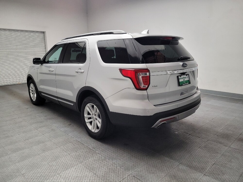2017 Ford Explorer in Downey, CA 90241 - 18131779 5