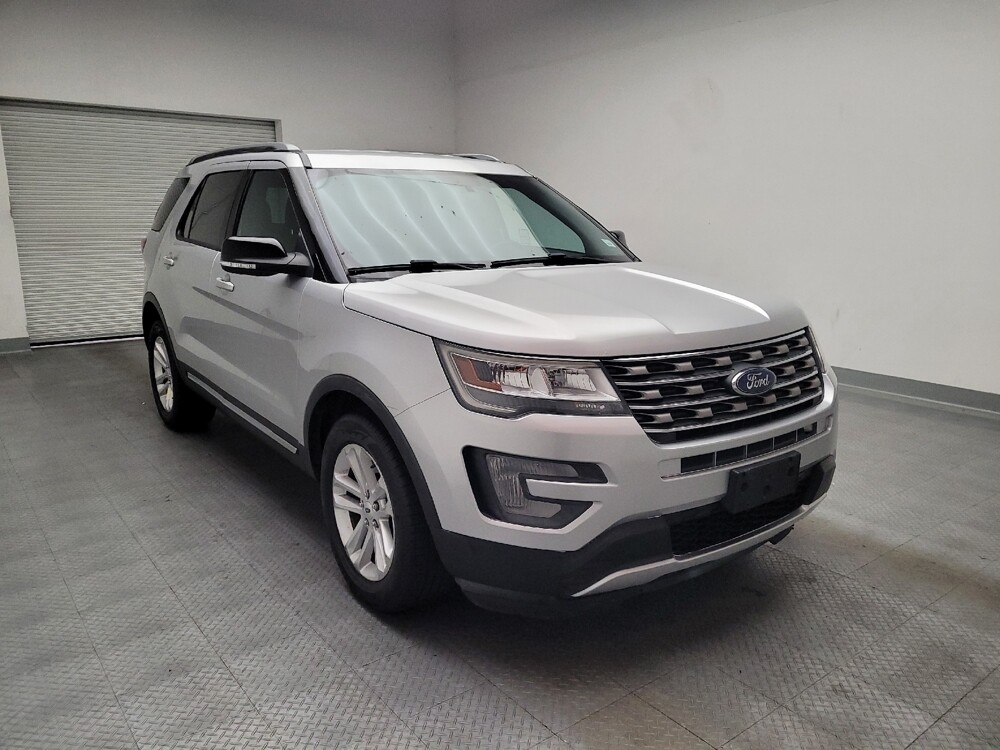 2017 Ford Explorer in Downey, CA 90241 - 18131779 13
