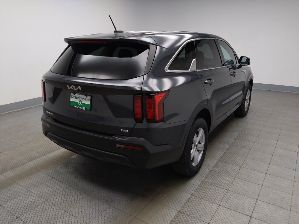 2023 Kia Sorento in Indianapolis, IN 46222 - 18131780 9