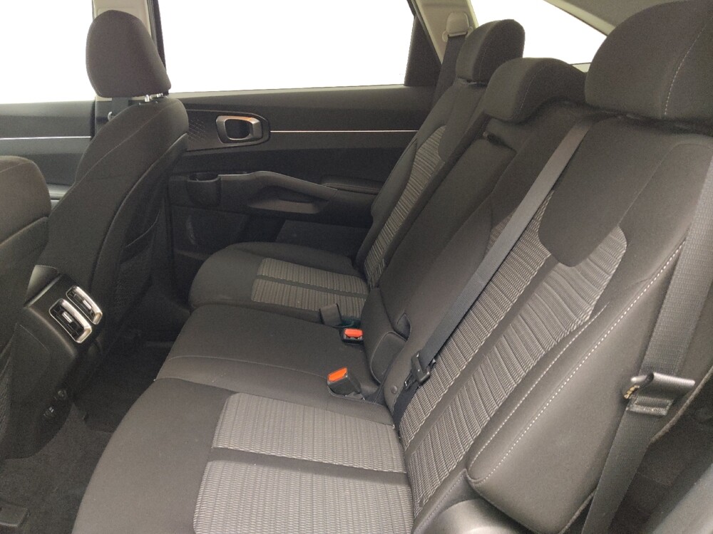 2023 Kia Sorento in Indianapolis, IN 46222 - 18131780 18