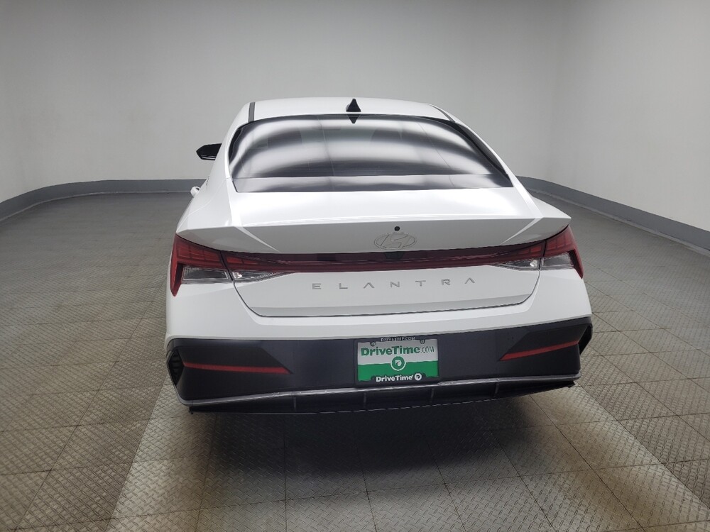 2025 Hyundai Elantra in Indianapolis, IN 46219 - 18131787 6