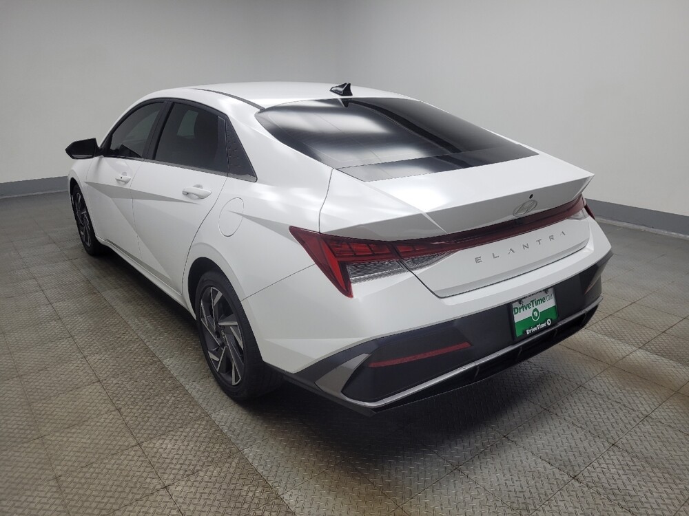 2025 Hyundai Elantra in Indianapolis, IN 46219 - 18131787 5