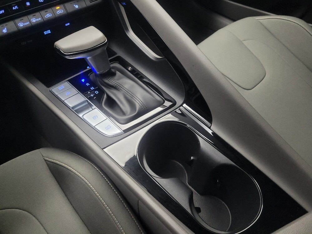 2025 Hyundai Elantra in Indianapolis, IN 46219 - 18131787 26