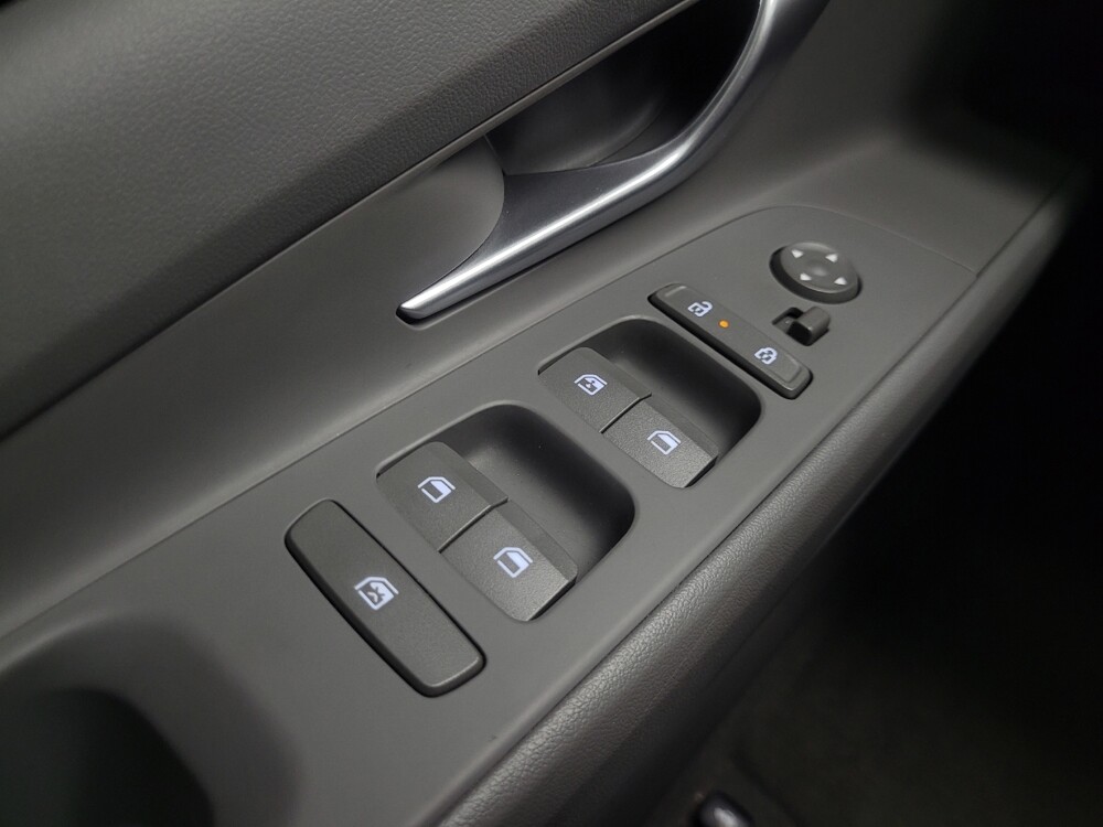 2025 Hyundai Elantra in Indianapolis, IN 46219 - 18131787 27