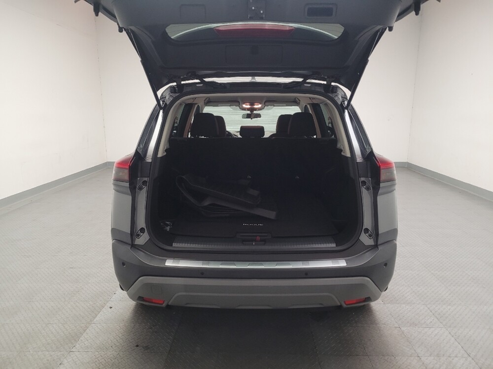 2021 Nissan Rogue in Riverside, CA 92504 - 18131792 29