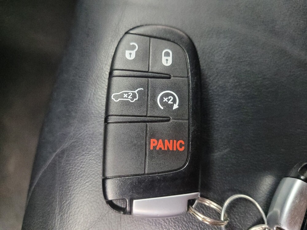 2019 Jeep Grand Cherokee in Mishawaka, IN 46545 - 18131793 32