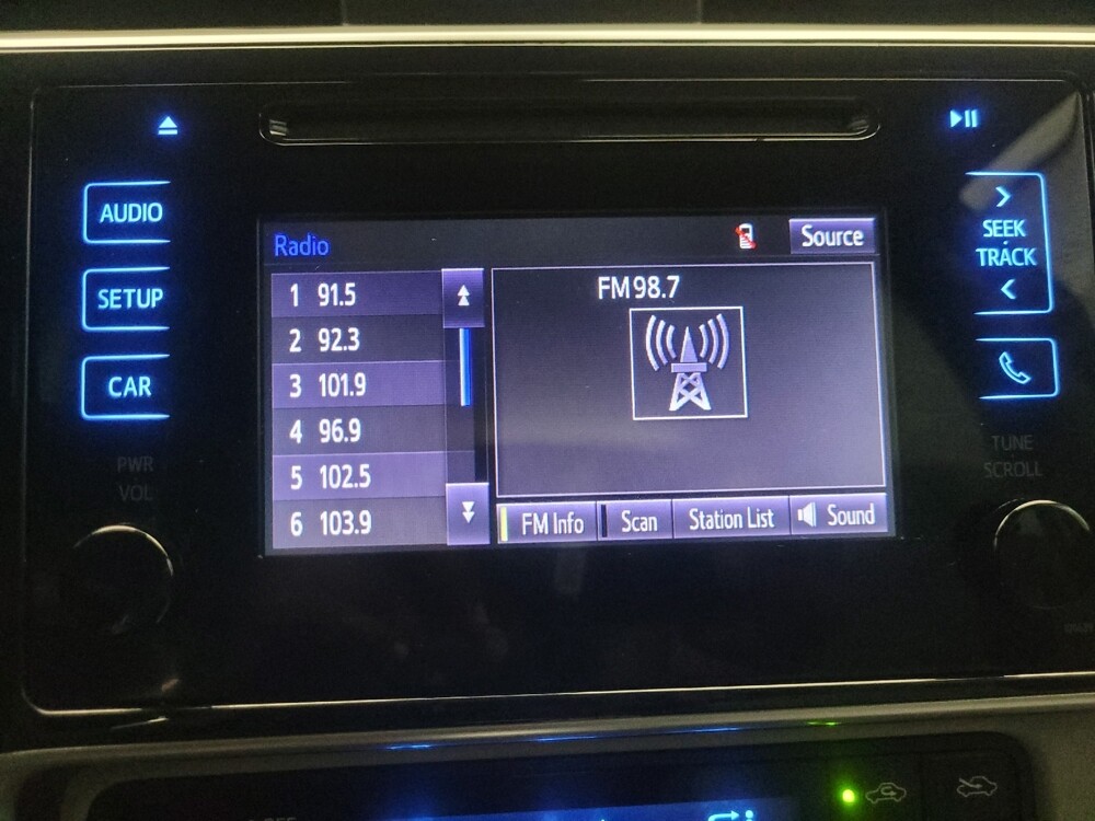 2019 Toyota Corolla in Tucson, AZ 85705 - 18131797 25