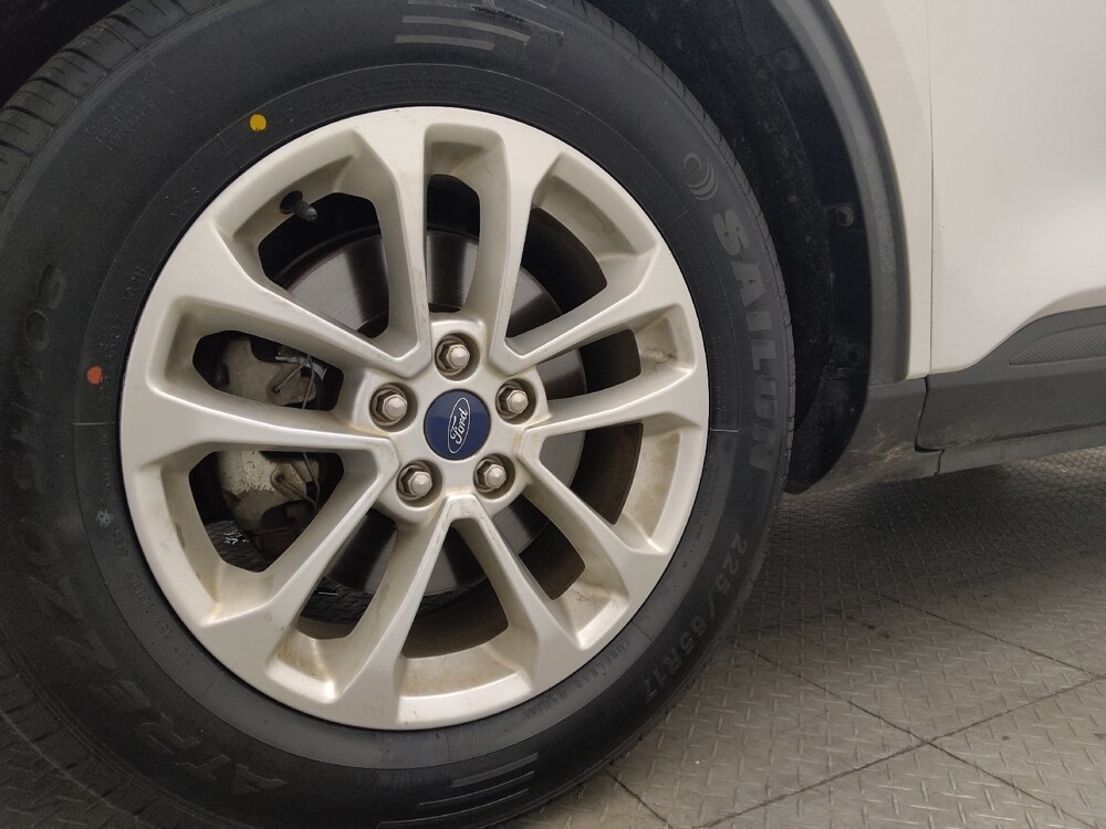 2020 Ford Escape in Savannah, GA 31419 - 18131798 31