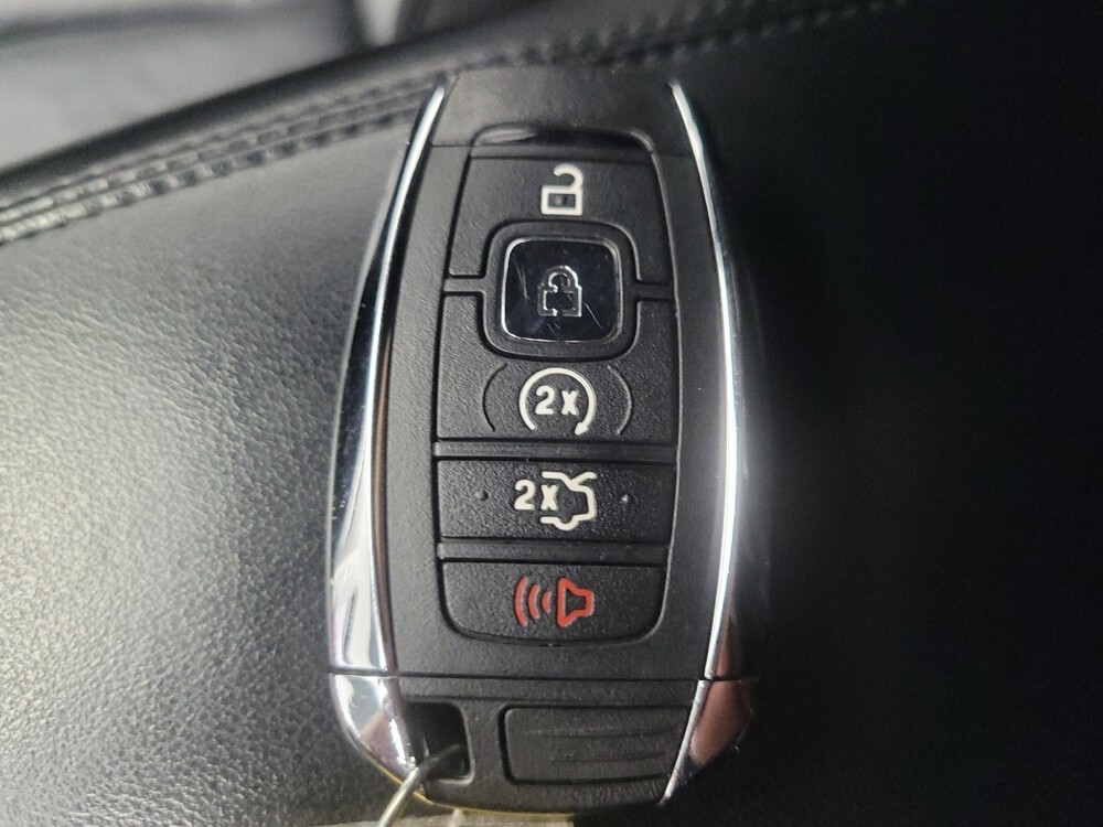 2018 Lincoln MKC in Mishawaka, IN 46545 - 18131799 32