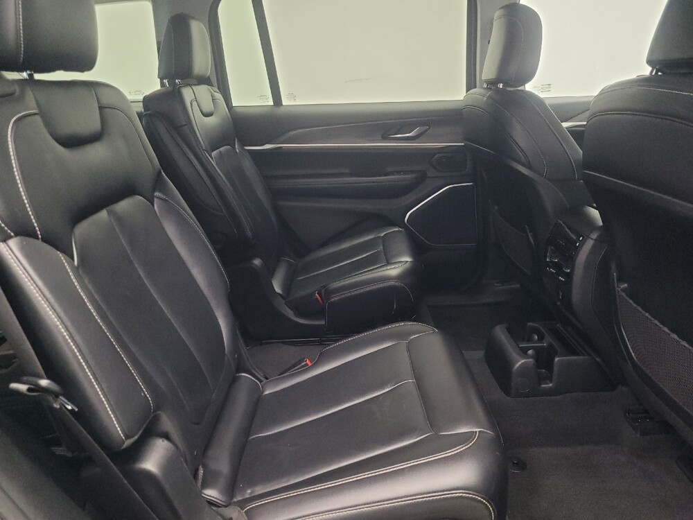 2021 Jeep Grand Cherokee L in Indianapolis, IN 46222 - 18131801 19