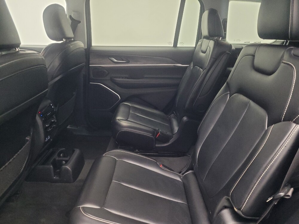 2021 Jeep Grand Cherokee L in Indianapolis, IN 46222 - 18131801 18