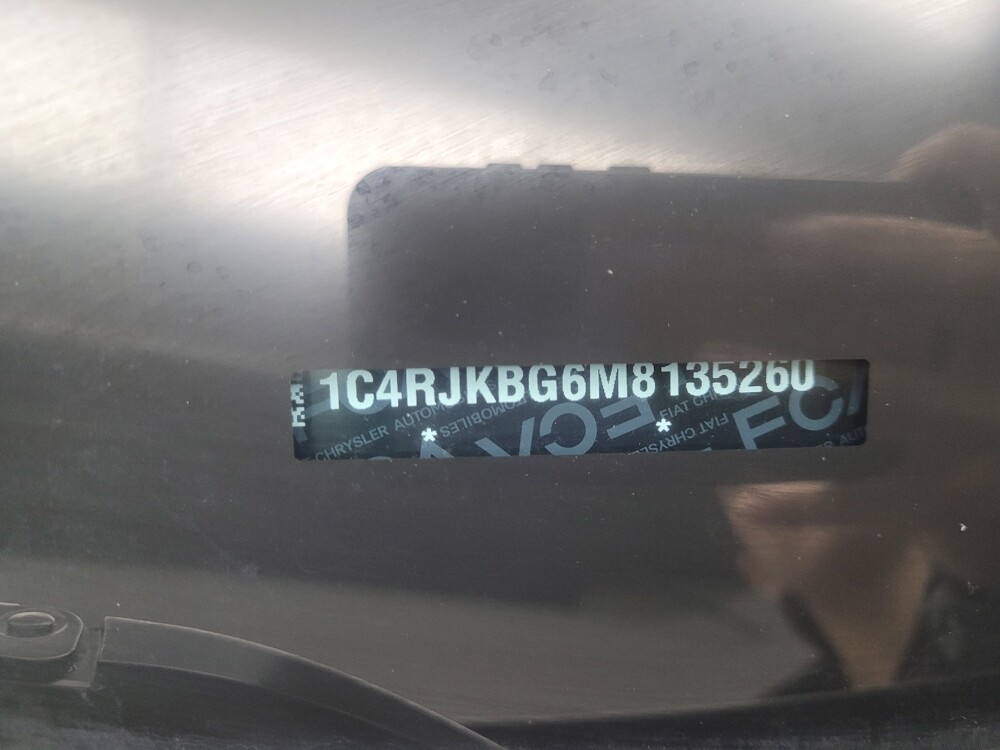 2021 Jeep Grand Cherokee L in Indianapolis, IN 46222 - 18131801 33