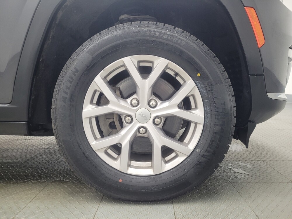 2021 Jeep Grand Cherokee L in Indianapolis, IN 46222 - 18131801 31