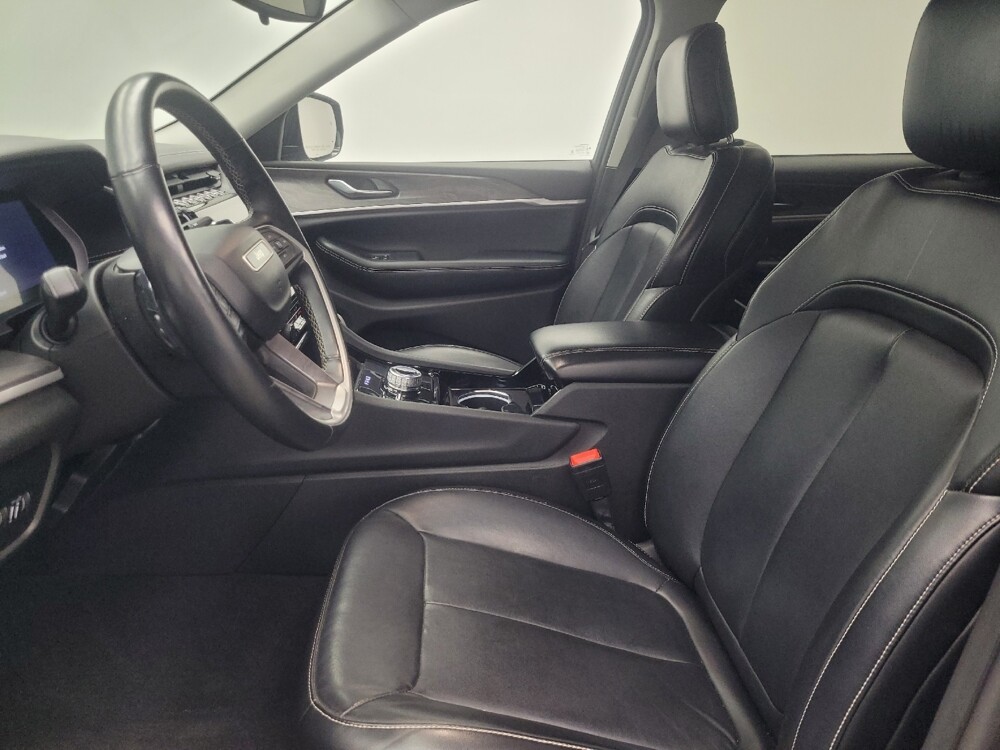 2021 Jeep Grand Cherokee L in Indianapolis, IN 46222 - 18131801 17