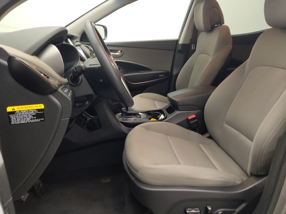 2018 Hyundai Santa Fe in Orlando, FL 32808 - 18131802 17