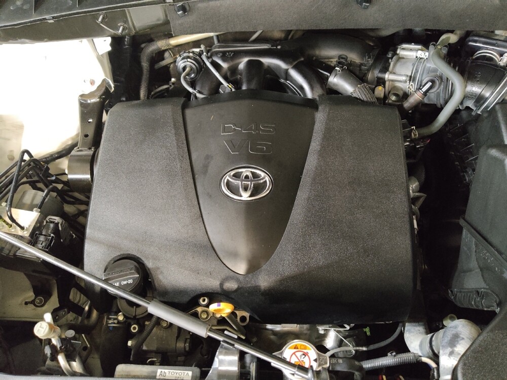 2019 Toyota Highlander in Lewisville, TX 75067 - 18131804 30