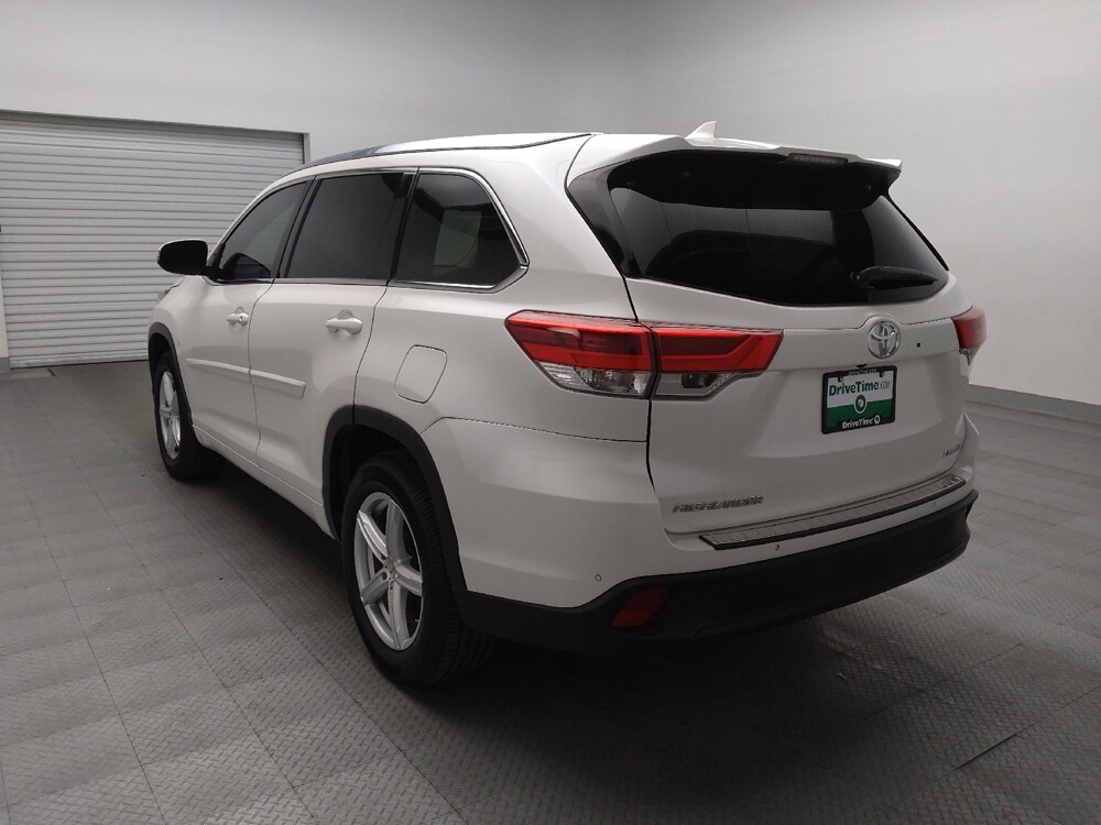 2019 Toyota Highlander in Lewisville, TX 75067 - 18131804 5