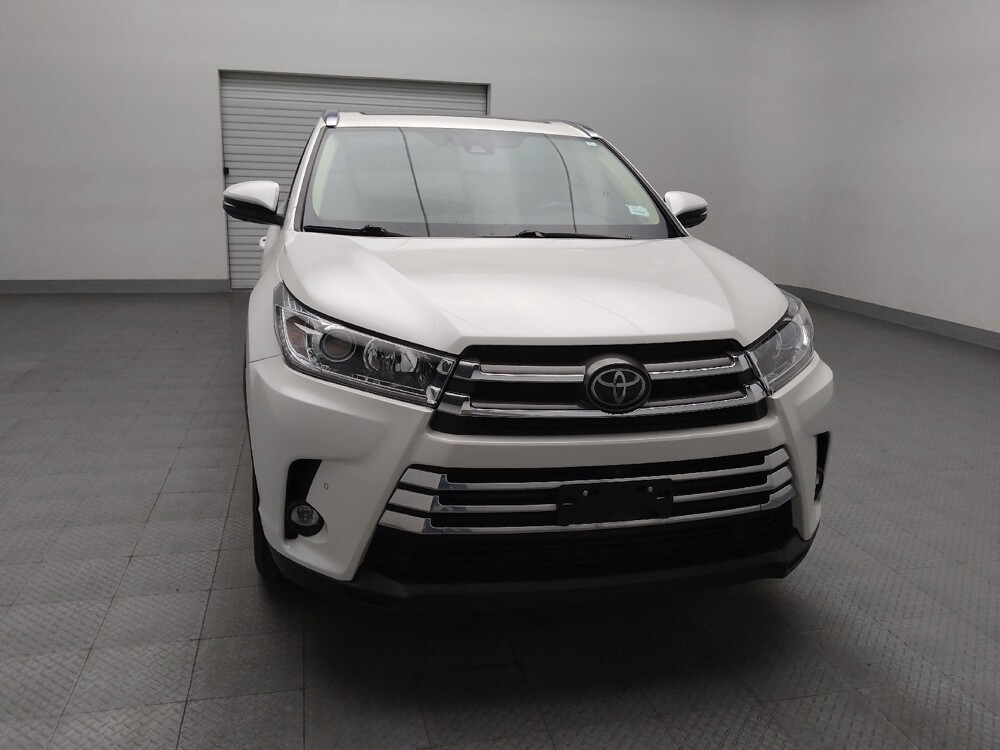 2019 Toyota Highlander in Lewisville, TX 75067 - 18131804 14