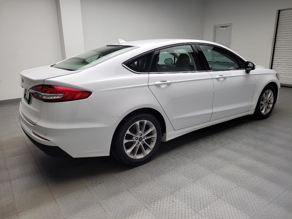 2020 Ford Fusion in Eastpointe, MI 48021 - 18131806 10