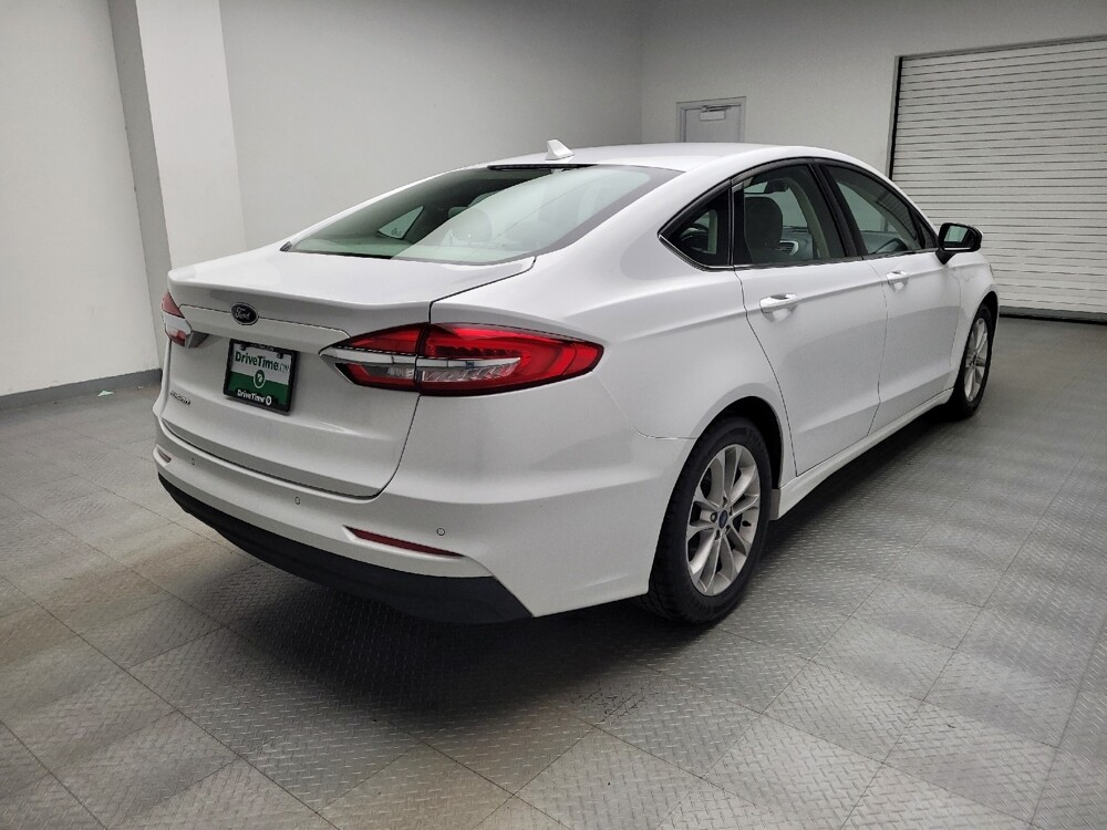 2020 Ford Fusion in Eastpointe, MI 48021 - 18131806 9