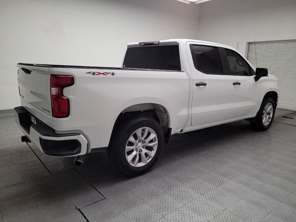 2021 Chevrolet Silverado 1500 in Fresno, CA 93726 - 18131808 10