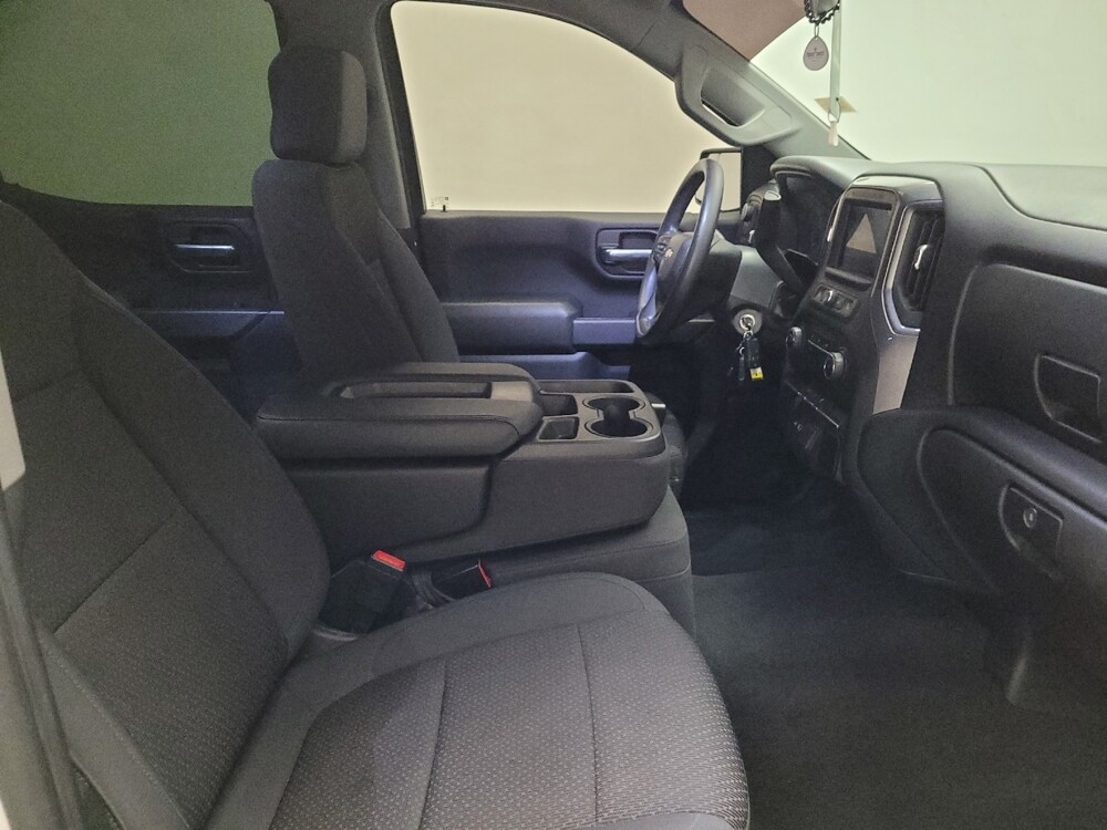 2021 Chevrolet Silverado 1500 in Fresno, CA 93726 - 18131808 21