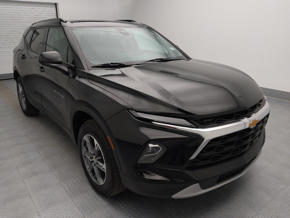 2024 Chevrolet Blazer in Wichita, KS 67207 - 18131810 13