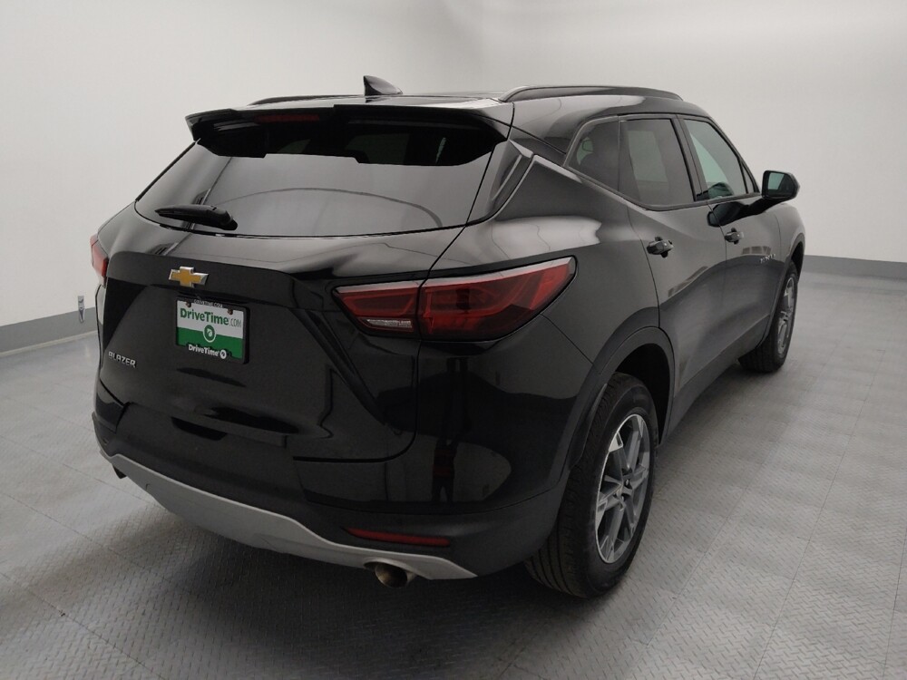 2024 Chevrolet Blazer in Wichita, KS 67207 - 18131810 9