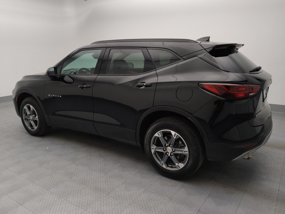 2024 Chevrolet Blazer in Wichita, KS 67207 - 18131810 3