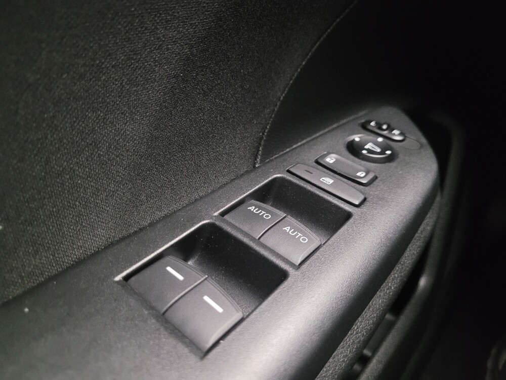 2017 Honda Civic in Glendale, AZ 85301 - 18131815 27