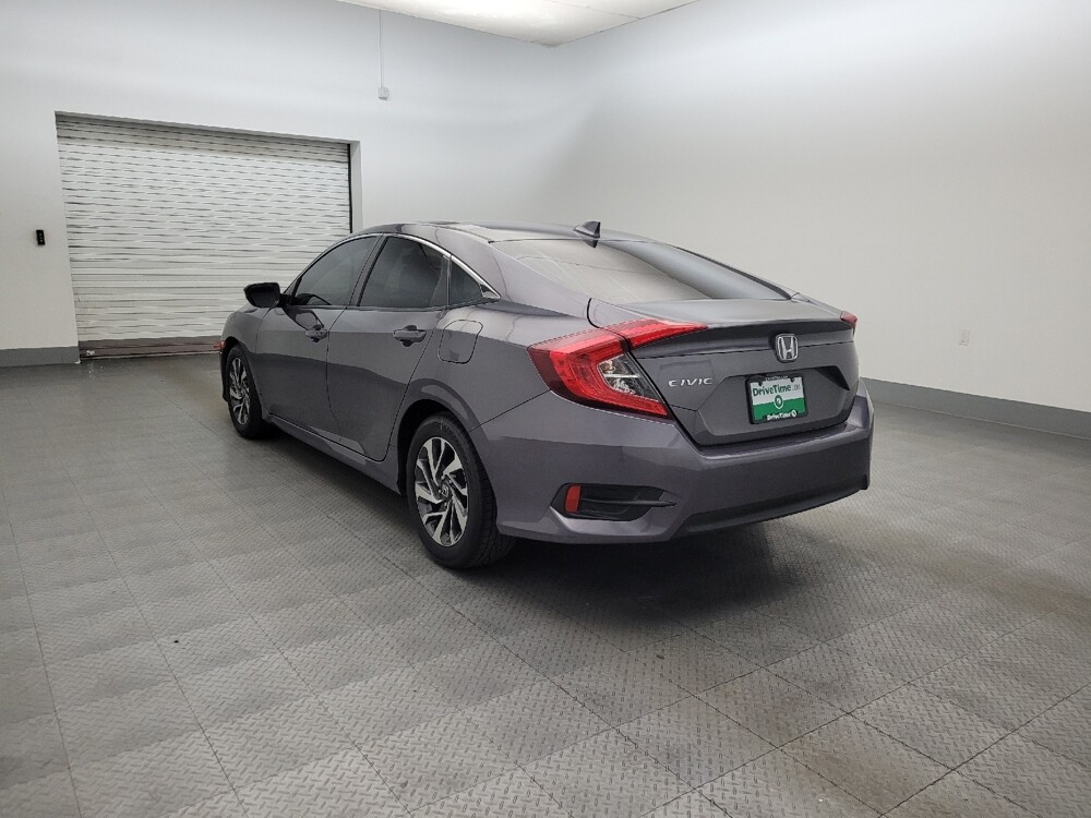 2017 Honda Civic in Glendale, AZ 85301 - 18131815 5