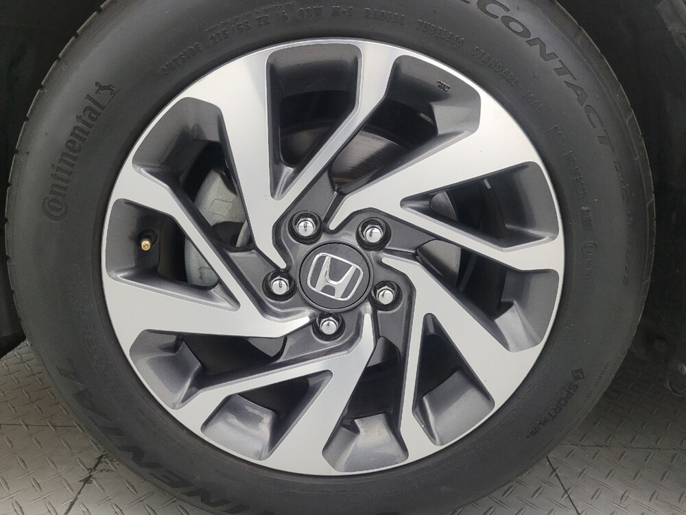 2017 Honda Civic in Glendale, AZ 85301 - 18131815 31