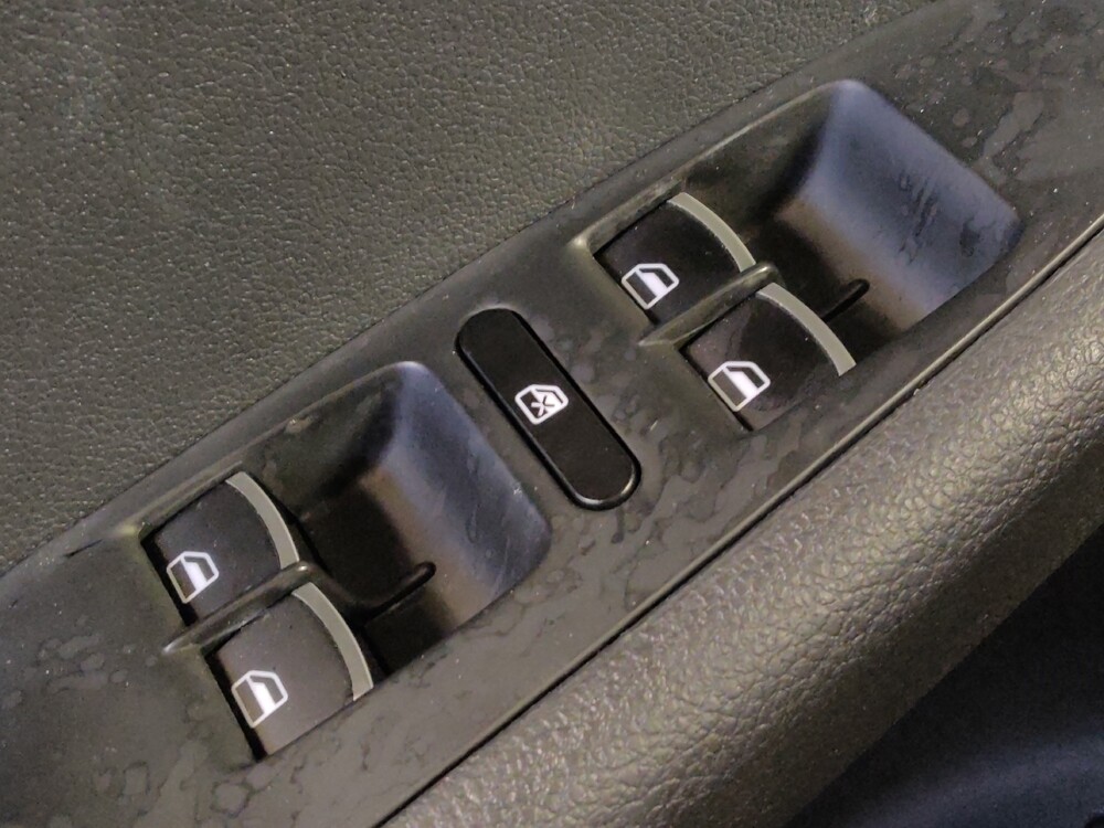 2017 Volkswagen Jetta in Houston, TX 77060 - 18131817 27