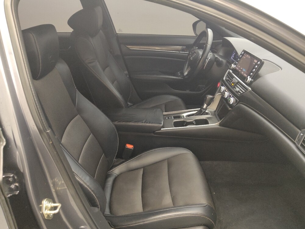 2018 Honda Accord in Houston, TX 77074 - 18131821 21