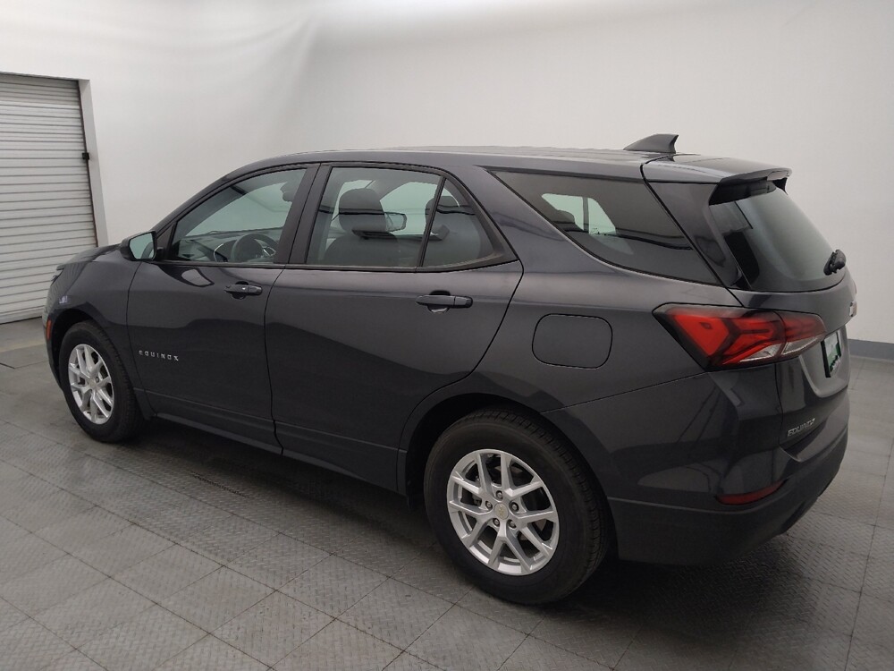 2022 Chevrolet Equinox in Houston, TX 77074 - 18131830 3