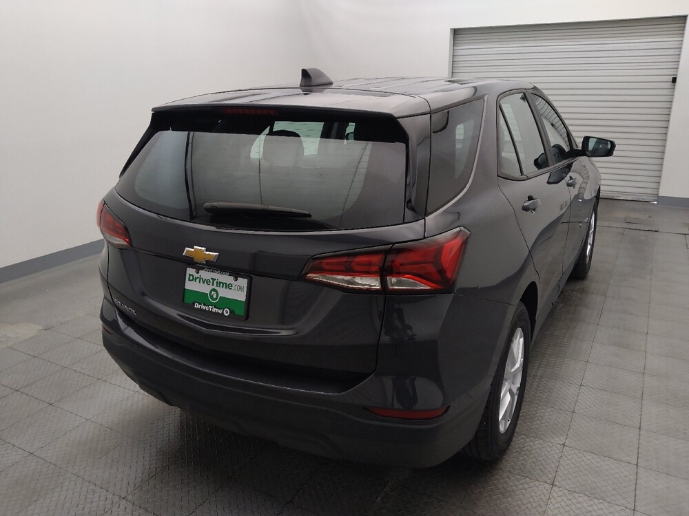 2022 Chevrolet Equinox in Houston, TX 77074 - 18131830 7