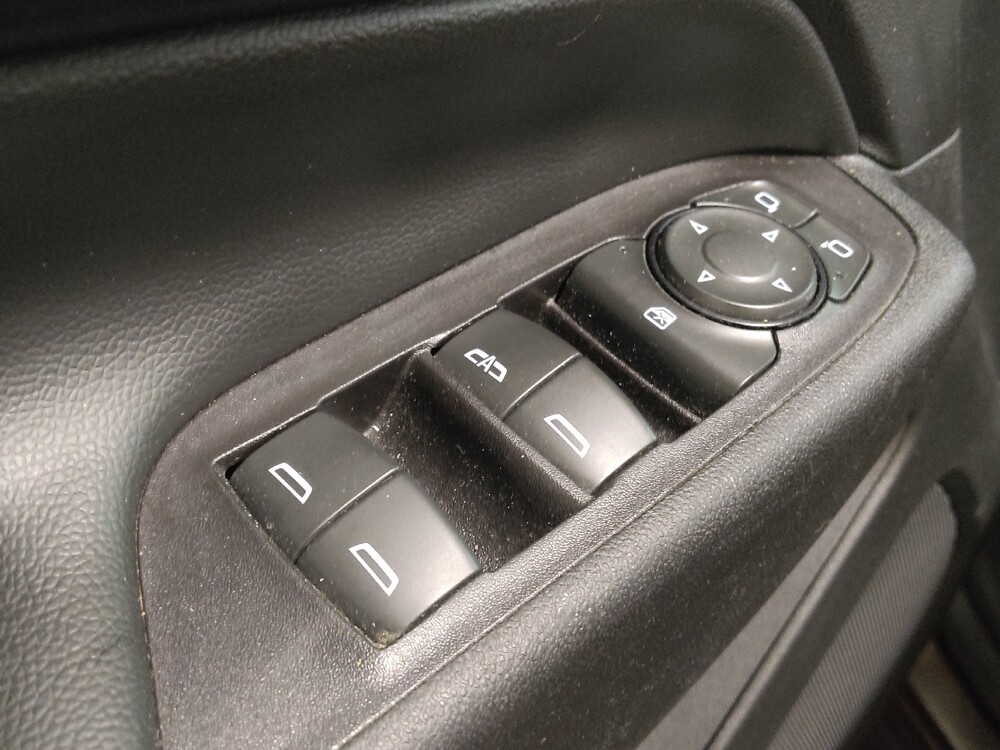 2020 Chevrolet Equinox in Plano, TX 75074 - 18131834 27