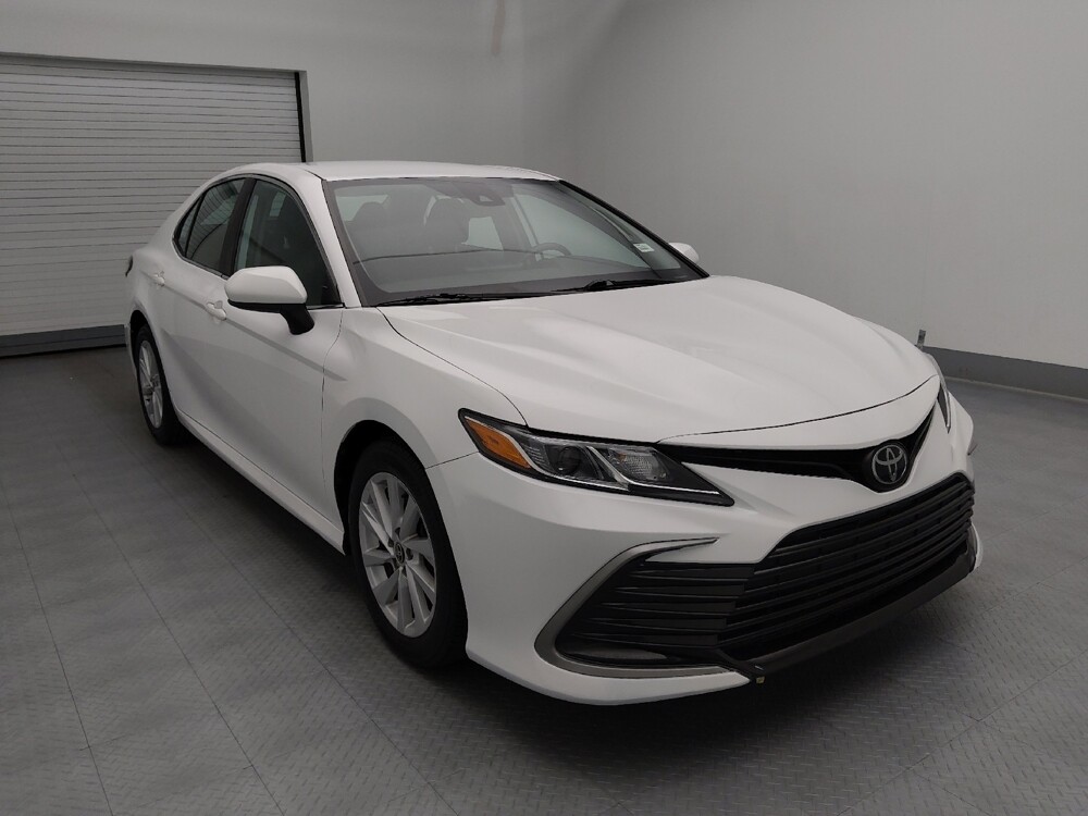 2022 Toyota Camry in Springfield, MO 65807 - 18131835 13