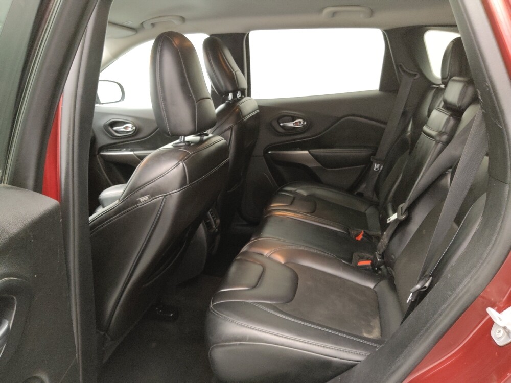 2019 Jeep Cherokee in Springfield, MO 65807 - 18131836 18