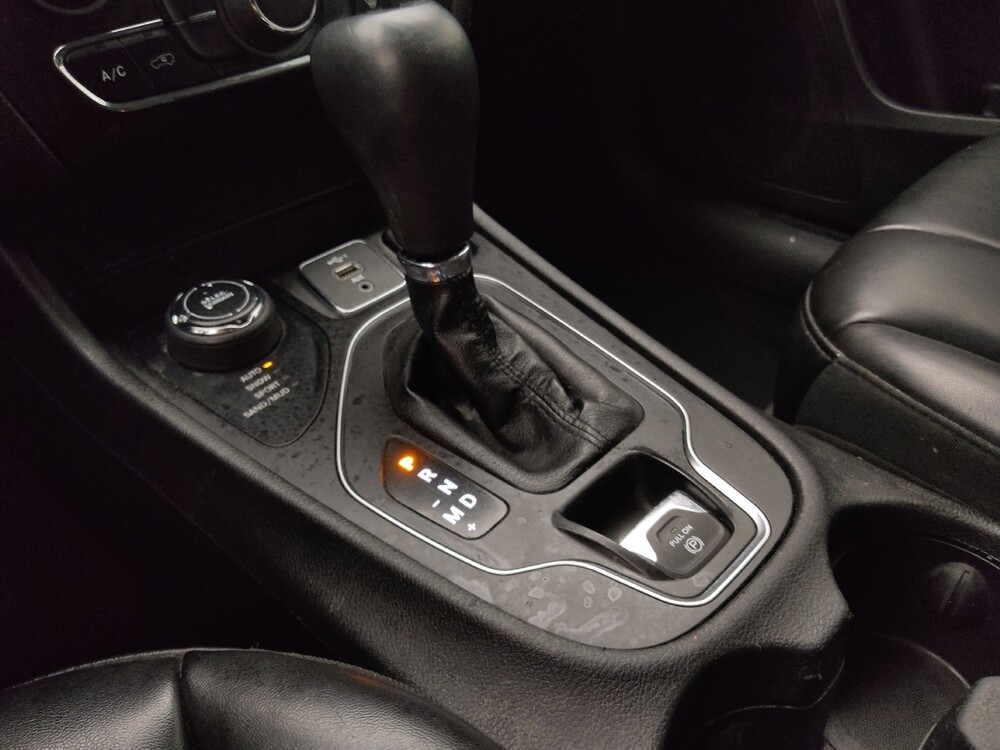 2019 Jeep Cherokee in Springfield, MO 65807 - 18131836 26