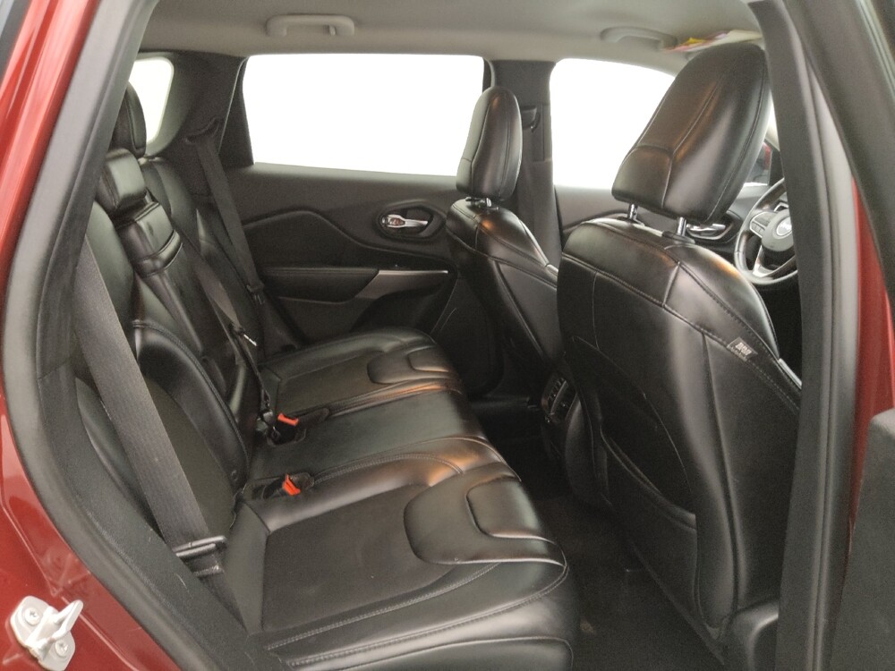 2019 Jeep Cherokee in Springfield, MO 65807 - 18131836 19