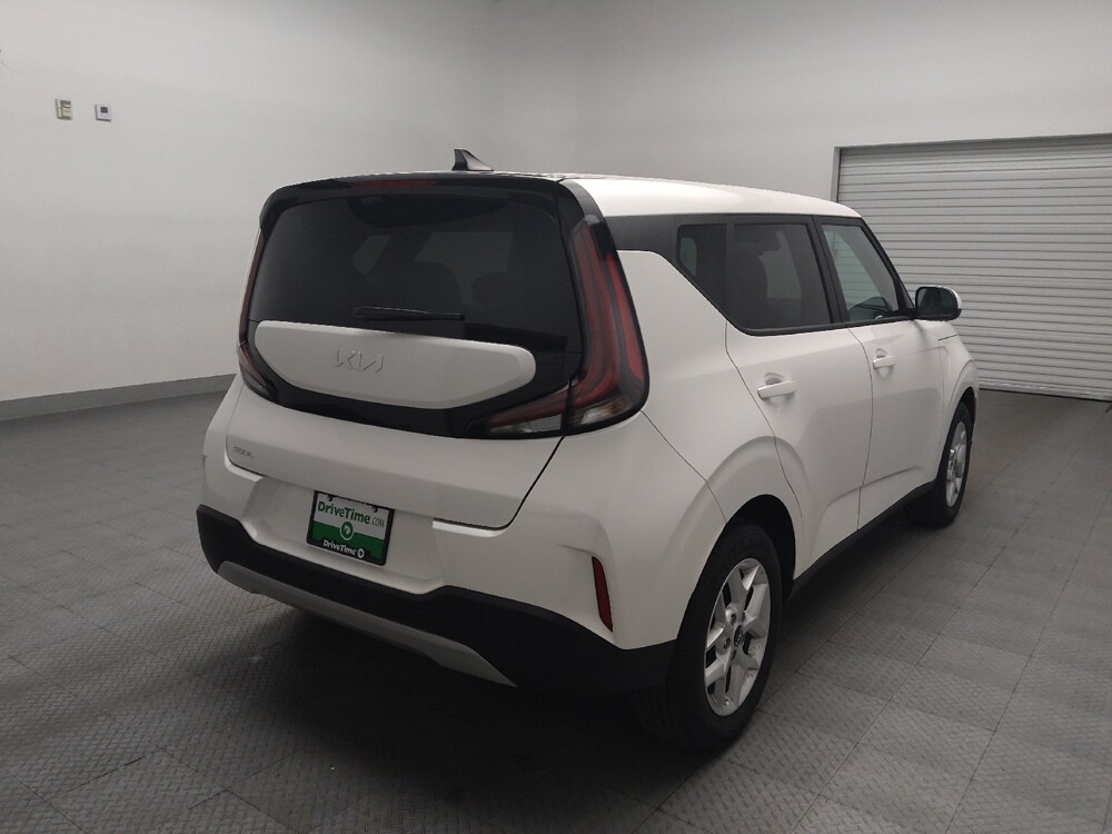 2025 Kia Soul in Plano, TX 75074 - 18131838 9