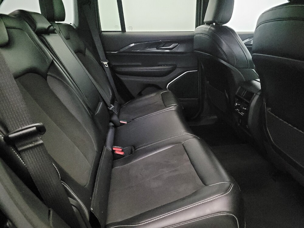 2023 Jeep Grand Cherokee in Pittsburgh, PA 15236 - 18131843 19