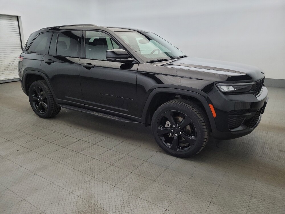 2023 Jeep Grand Cherokee in Pittsburgh, PA 15236 - 18131843 11