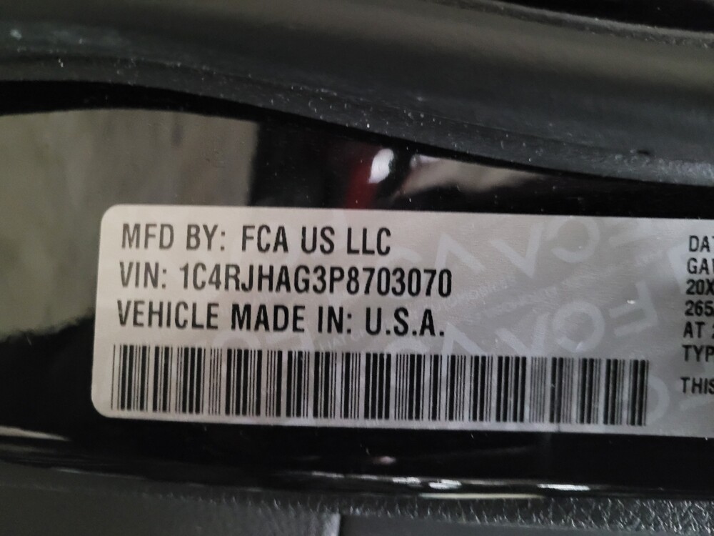 2023 Jeep Grand Cherokee in Pittsburgh, PA 15236 - 18131843 33