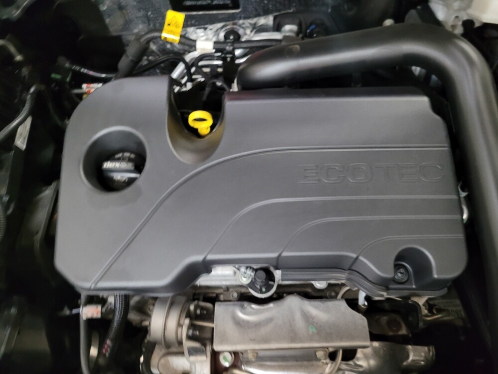 2023 Chevrolet Equinox in Pittsburgh, PA 15236 - 18131844 30