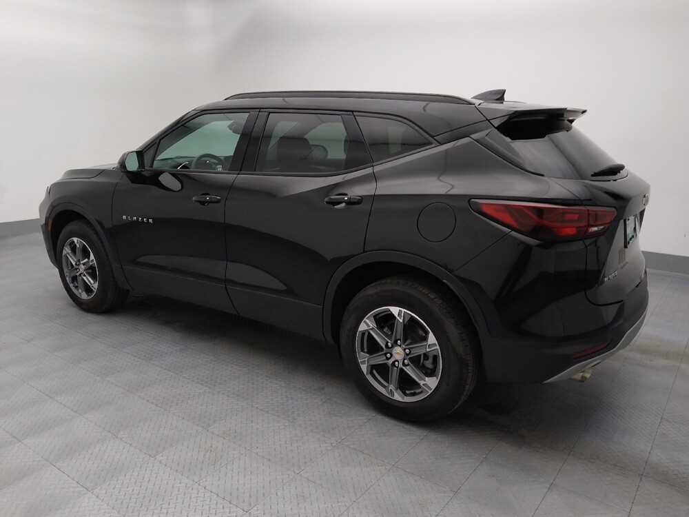 2024 Chevrolet Blazer in Springfield, MO 65807 - 18131848 3