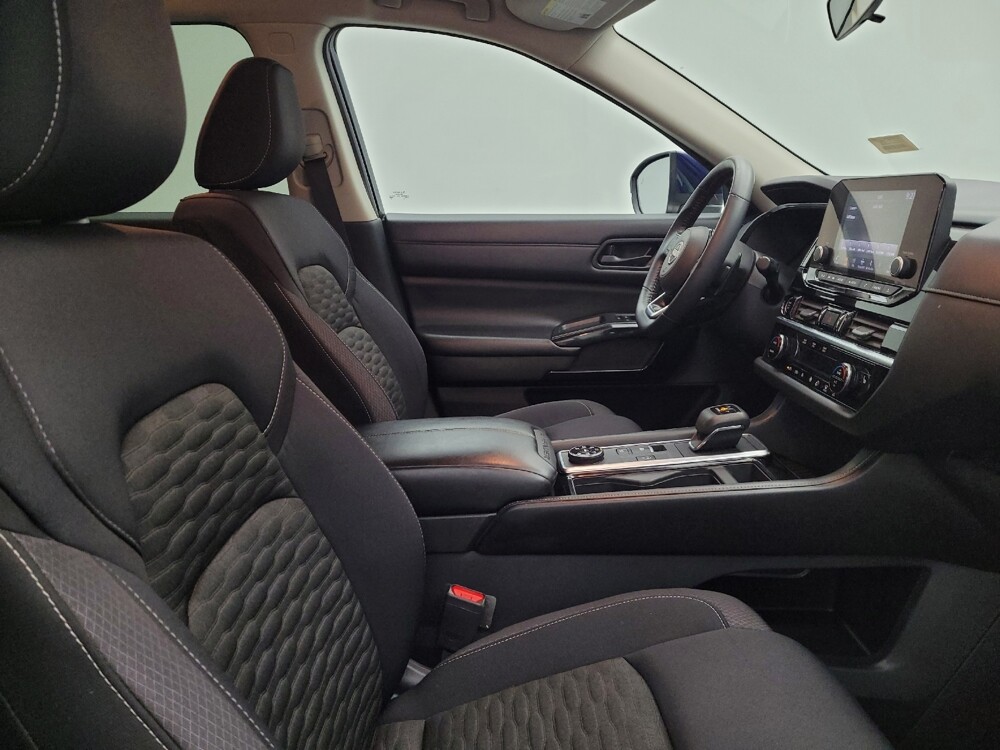 2023 Nissan Pathfinder in Toledo, OH 43617 - 18131849 21