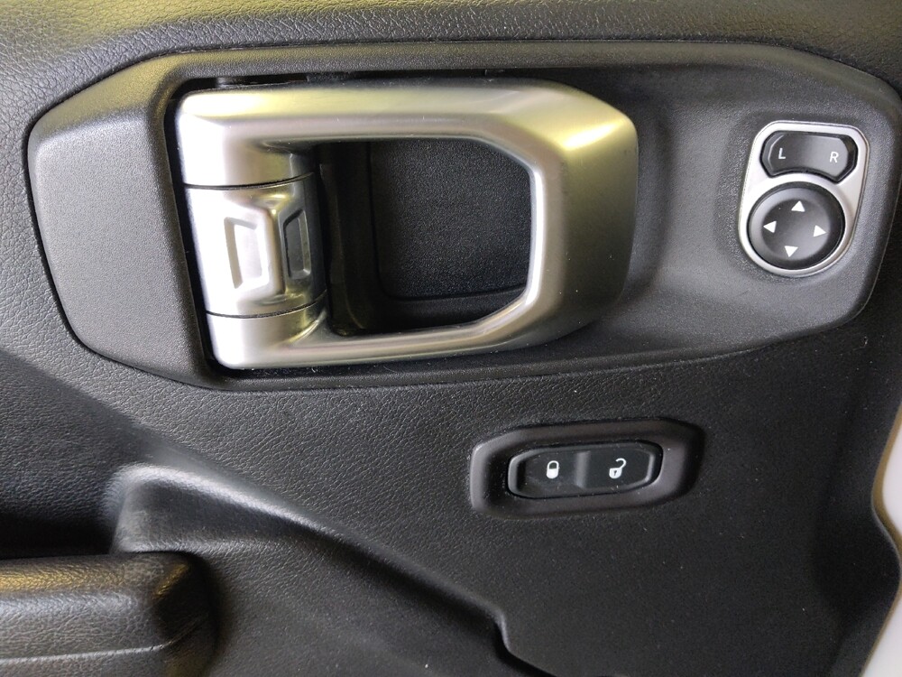 2018 Jeep Wrangler in Houston, TX 77060 - 18131851 27