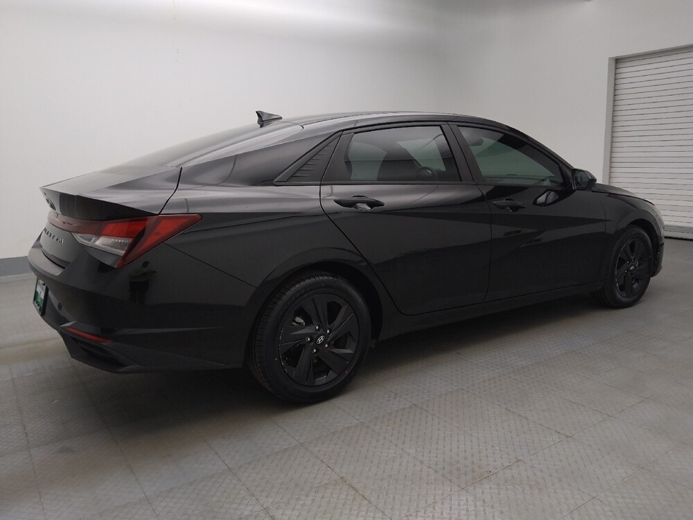 2021 Hyundai Elantra in Denver, CO 80012 - 18131856 10